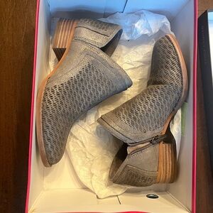 Vince Camuto Gray Ankle Booties with Modern Silhouette